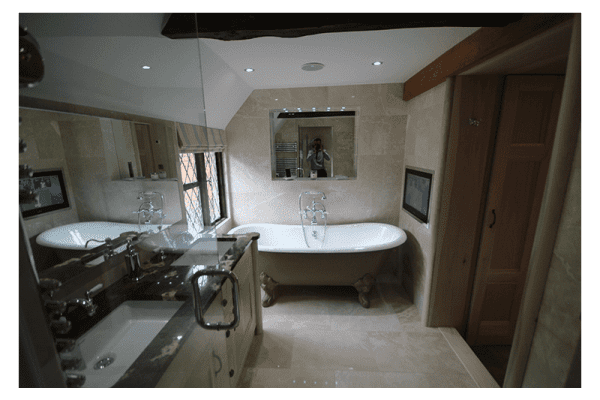 Classic & Traditional Master En-Suite